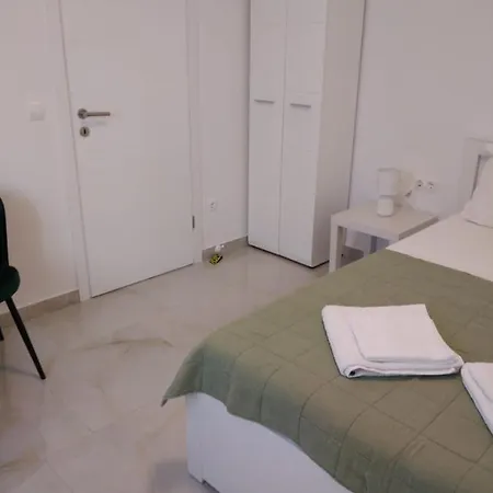 With Terrace And Garden Appartamento *