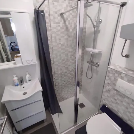 Apartamento With Terrace