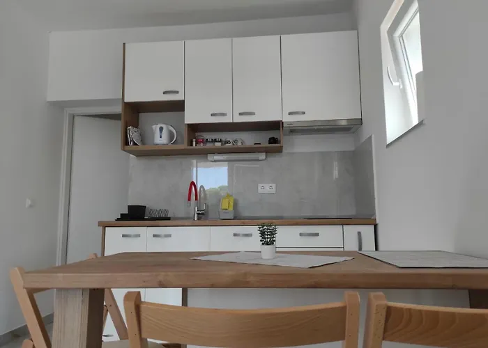 With Terrace And Garden Apartman